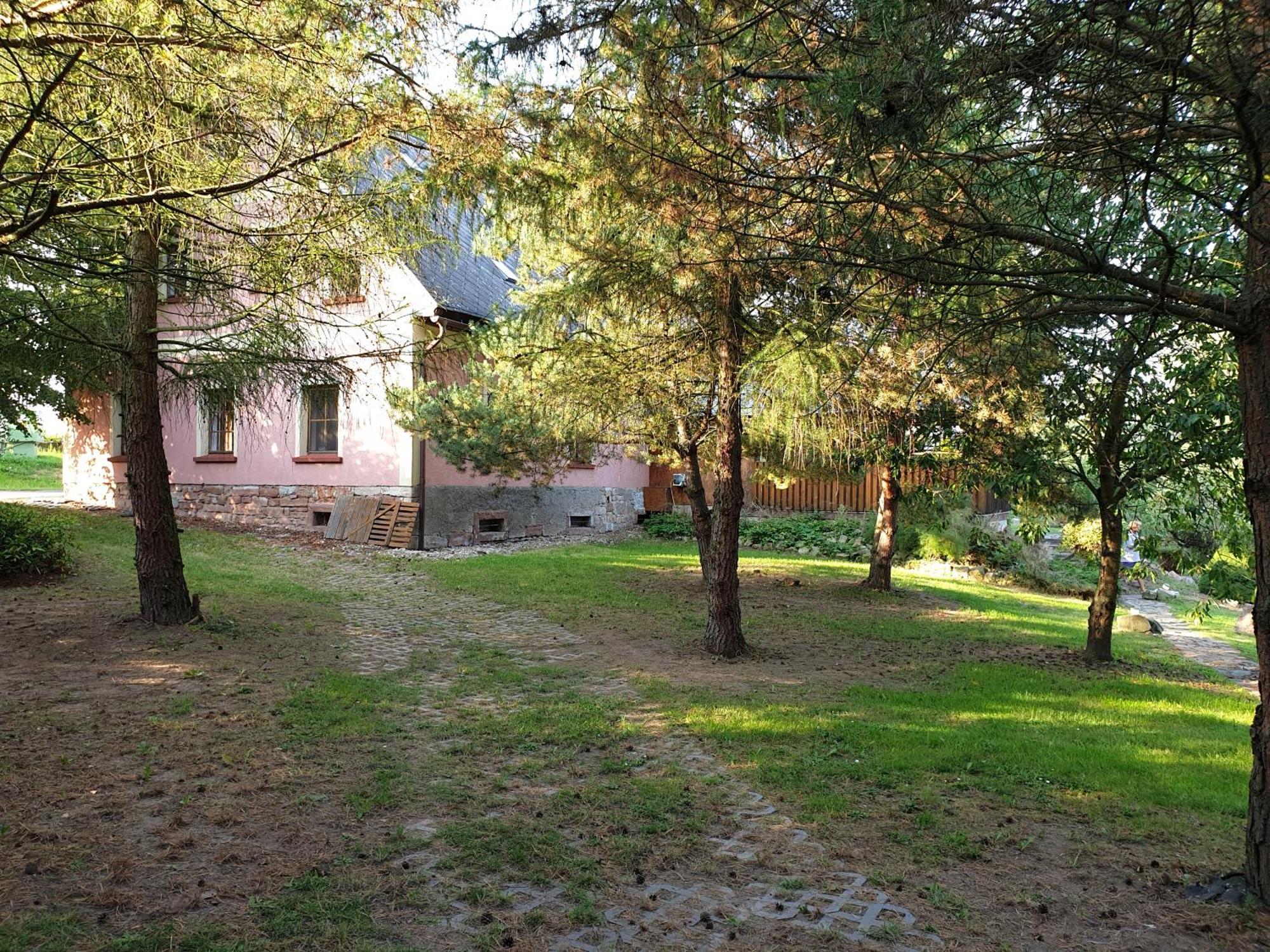 Penzion U Suchanku Mezimesti Bagian luar foto